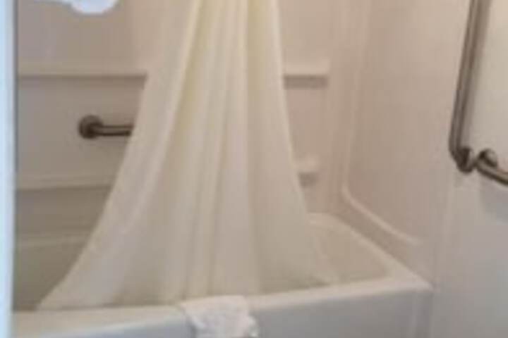 Fountain Inn - thumb 6