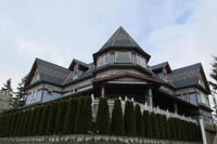 Mansion Inn Lake Stevens