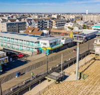 Boardwalk Sand  Surf Inn Oceanfront - Accommodation Michigan