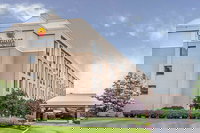 Comfort Inn  Suites Somerset - New Brunswick