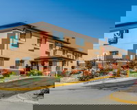 Quality Inn at Collins Road - Cedar Rapids