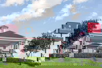 Ramada by Wyndham Moses Lake