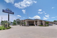 Mockingbird Inn  Suites