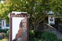 Earthbox Inn  Spa
