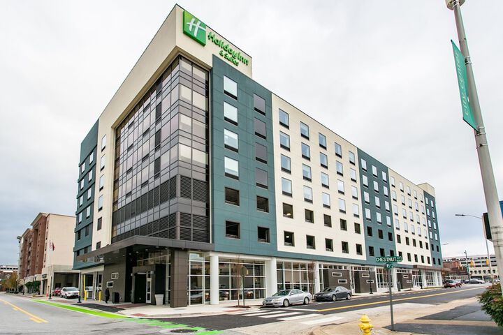 Holiday Inn Hotel & Suites Chattanooga Downtown, An IHG Hotel - thumb 1