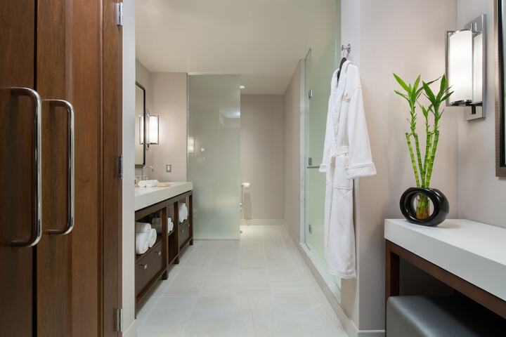 The Bicycle Hotel & Casino - thumb 7