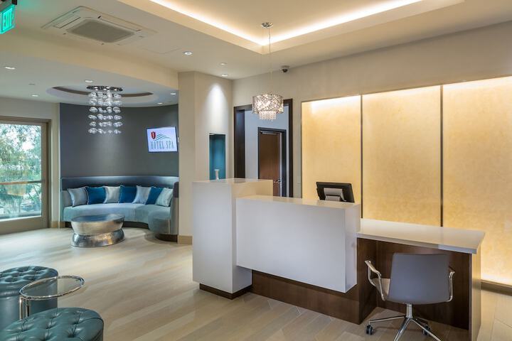 The Bicycle Hotel & Casino - thumb 2