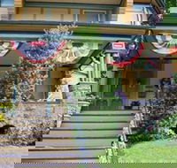 The Queen A Victorian Bed  Breakfast - Accommodation Michigan