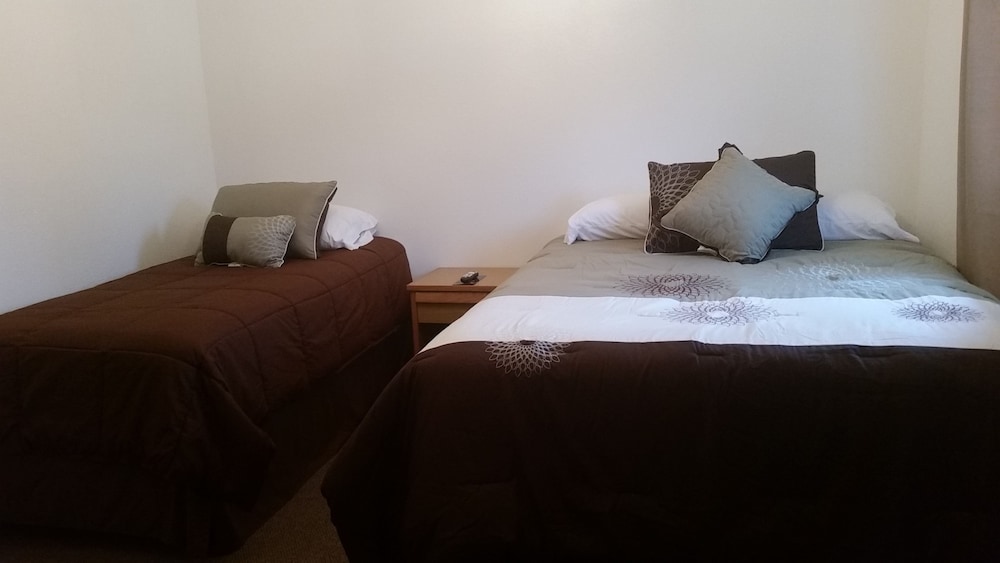 Mystic Valley Inn - thumb 3