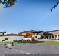 Courtyard by Marriott Addison Midway - Accommodation Michigan