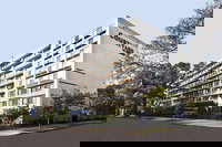 Courtyard New Haven at Yale