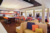 Courtyard by Marriott Fresno