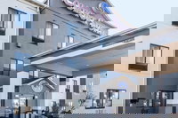 Comfort Suites North