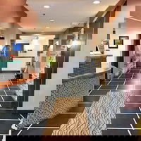 HomeTowne Studios  Suites Washington