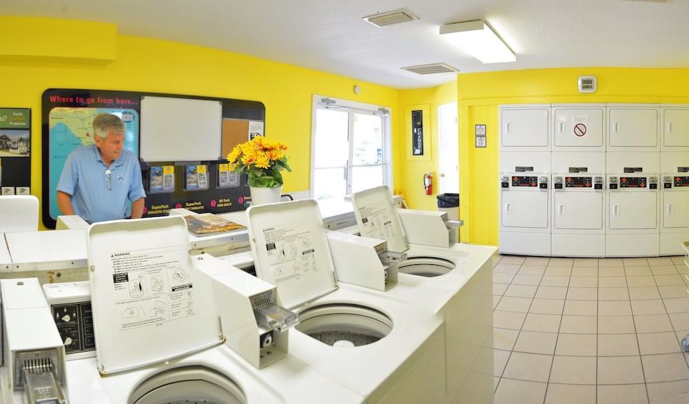 Crystal Isles RV Resort - thumb 6