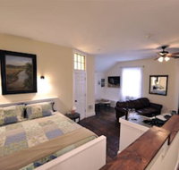 Hall House Hotel - Accommodation Michigan