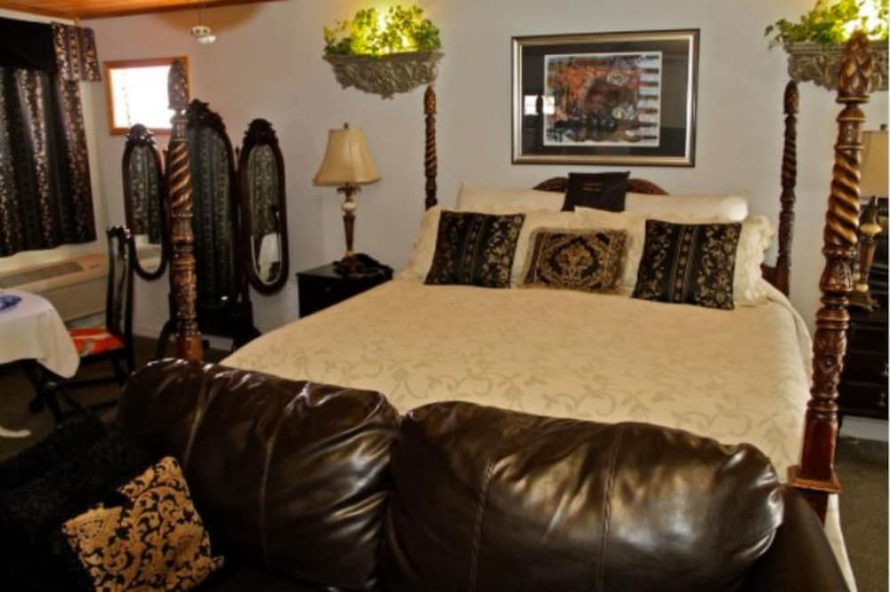 Echo Canyon Spa Resort - thumb 3