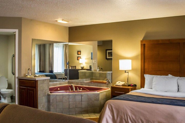 Quality Inn - thumb 7