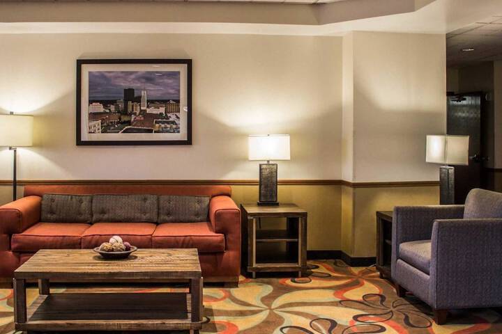 Quality Inn - thumb 2