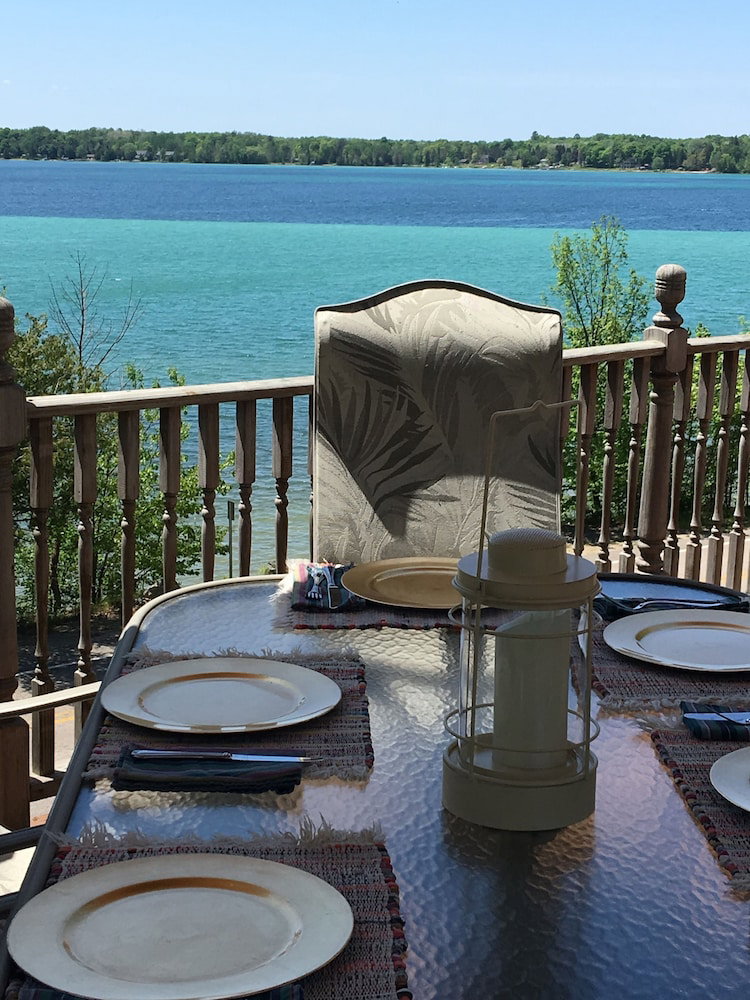Torch Lake Bed & Breakfast - thumb 2