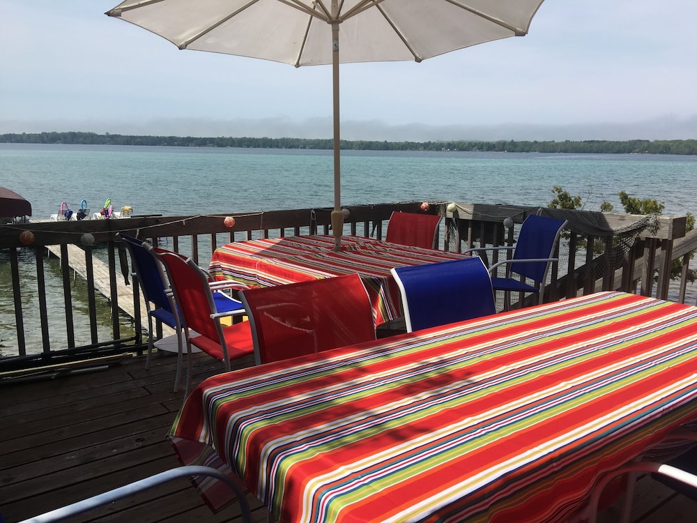 Torch Lake Bed & Breakfast - thumb 1
