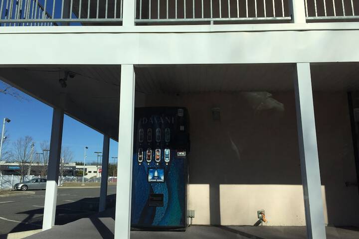 Mayfair Motel - thumb 1