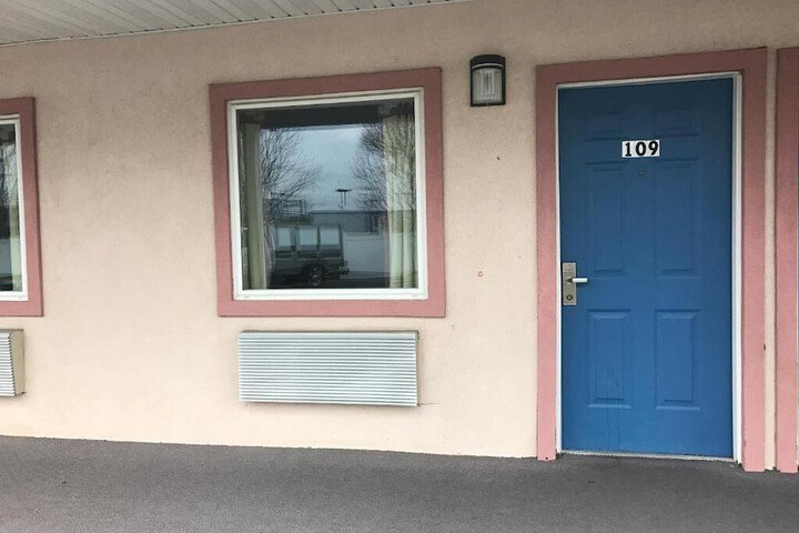 Mayfair Motel - thumb 3