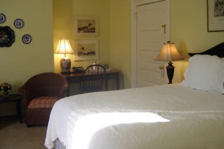 Carriage House Inn - thumb 5