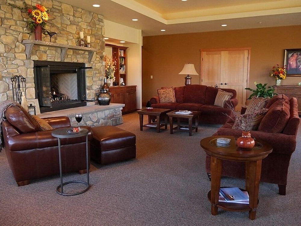 Cascade Valley Inn - thumb 3