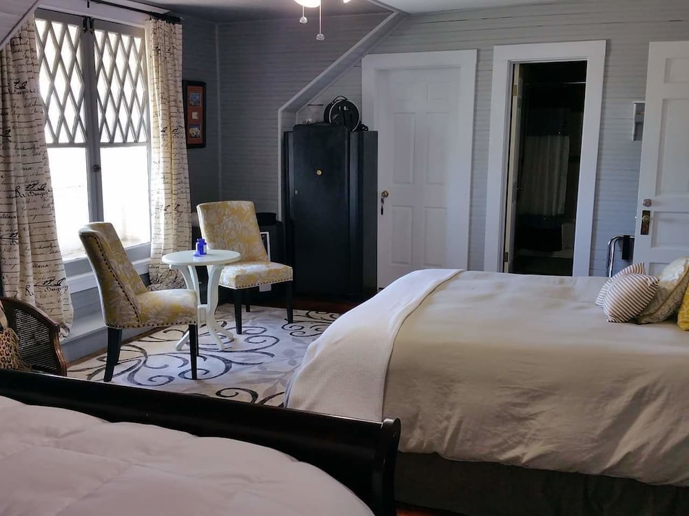 Edwardian Inn - thumb 5