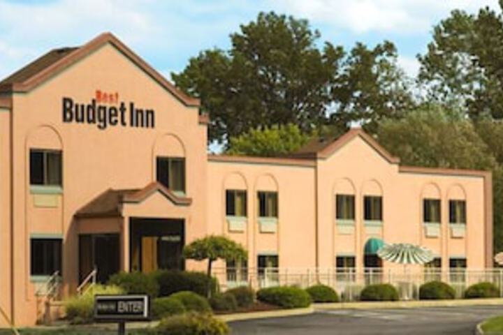 Best Budget Inn Sandusky - thumb 0