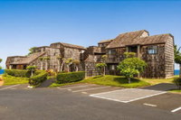 Sealodge E4 by RedAwning