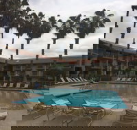 DoubleTree by Hilton Hotel Bakersfield - Accommodation Michigan