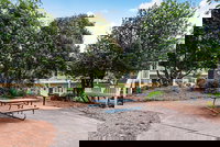 HomeTowne Studios by Red Roof Atlanta - Lawrenceville