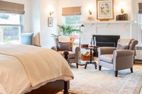 The Harbor House Inn