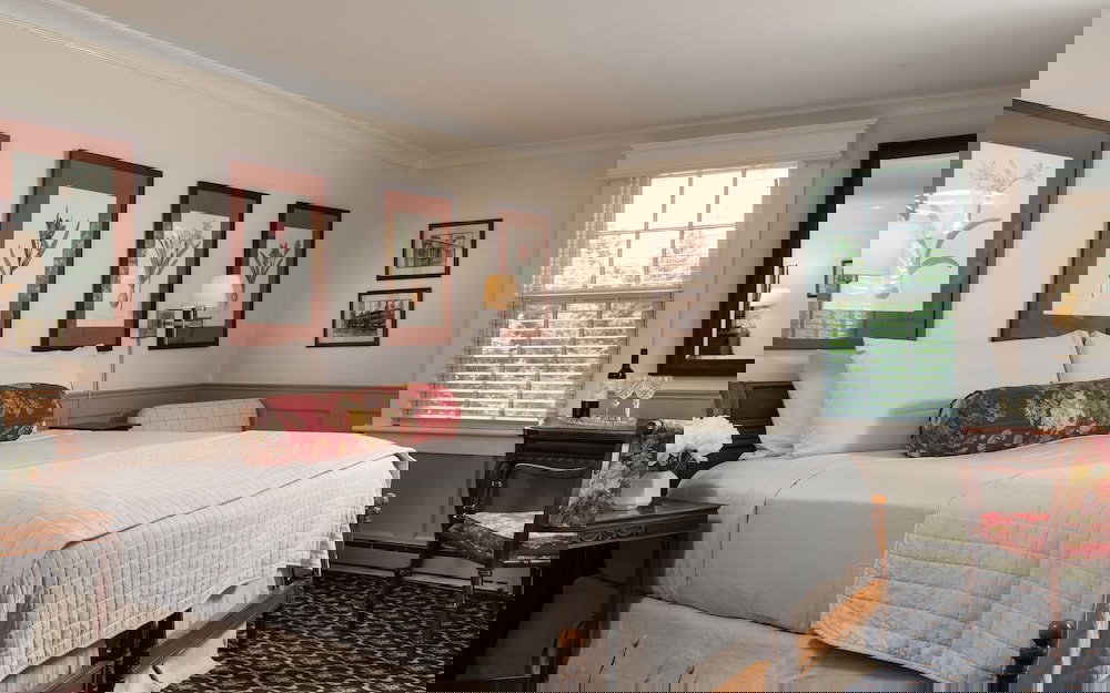 A Butler's Manor - thumb 6