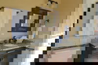 Early Inn at the Grove