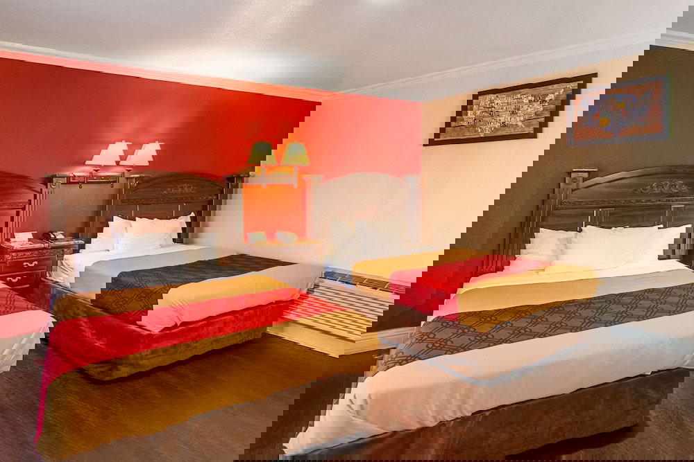 Econo Lodge Long Beach I-405 - thumb 6