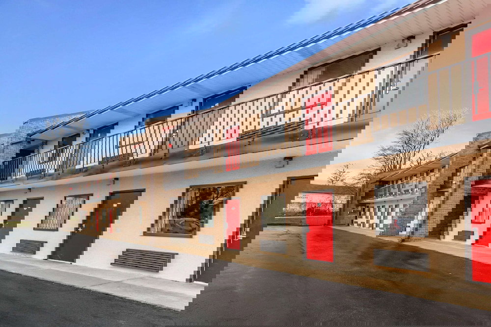 Econo Lodge Laurel Racetrack - thumb 5