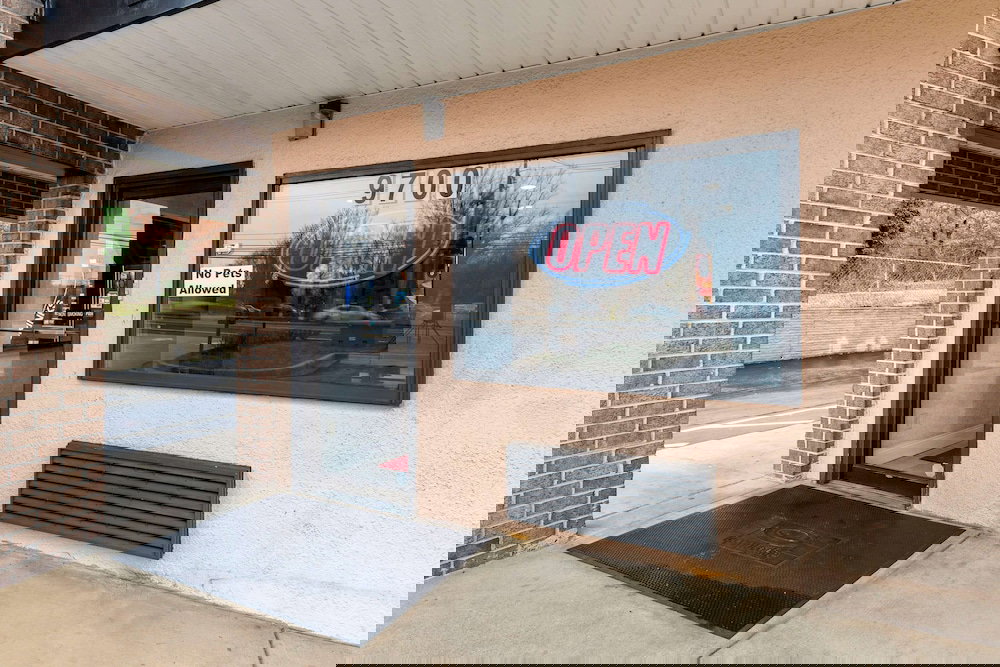 Econo Lodge Laurel Racetrack - thumb 0