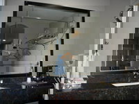 Scottish Inn  Suites