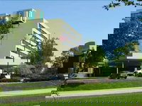 Embassy Suites Kansas City - Overland Park