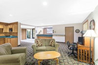 Super 8 by Wyndham Dodgeville