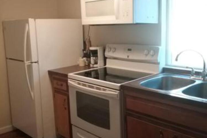 Bigfoot Motel - thumb 6