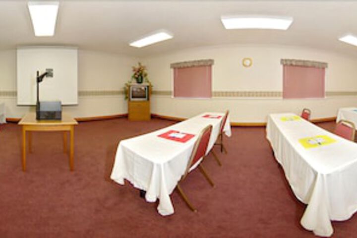 Rodeway Inn - thumb 5