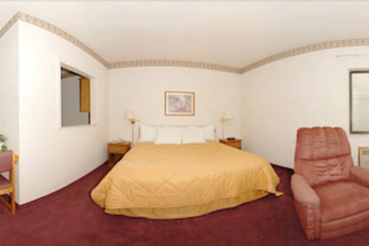 Rodeway Inn - thumb 2