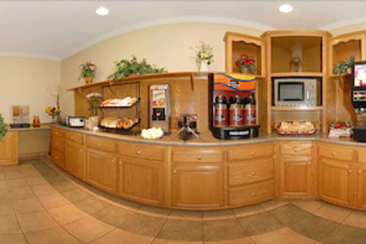 Rodeway Inn - thumb 6