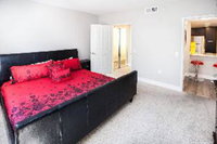 Santa Monica Corporate Center Suites