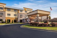 La Quinta Inn  Suites by Wyndham Fairborn Wright-Patterson