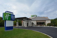 Holiday Inn Express  Suites Waterville - North an IHG Hotel